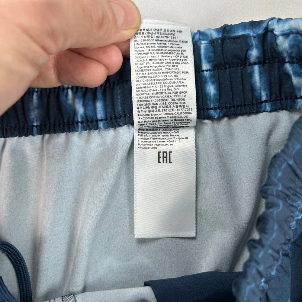 Banana Republic Mens Hybrid Shorts Blue Tie Dye Wave Elastic Waist Size M 664832